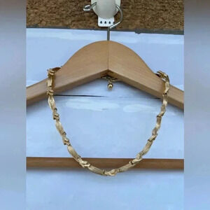 TRIFARI vintage necklace